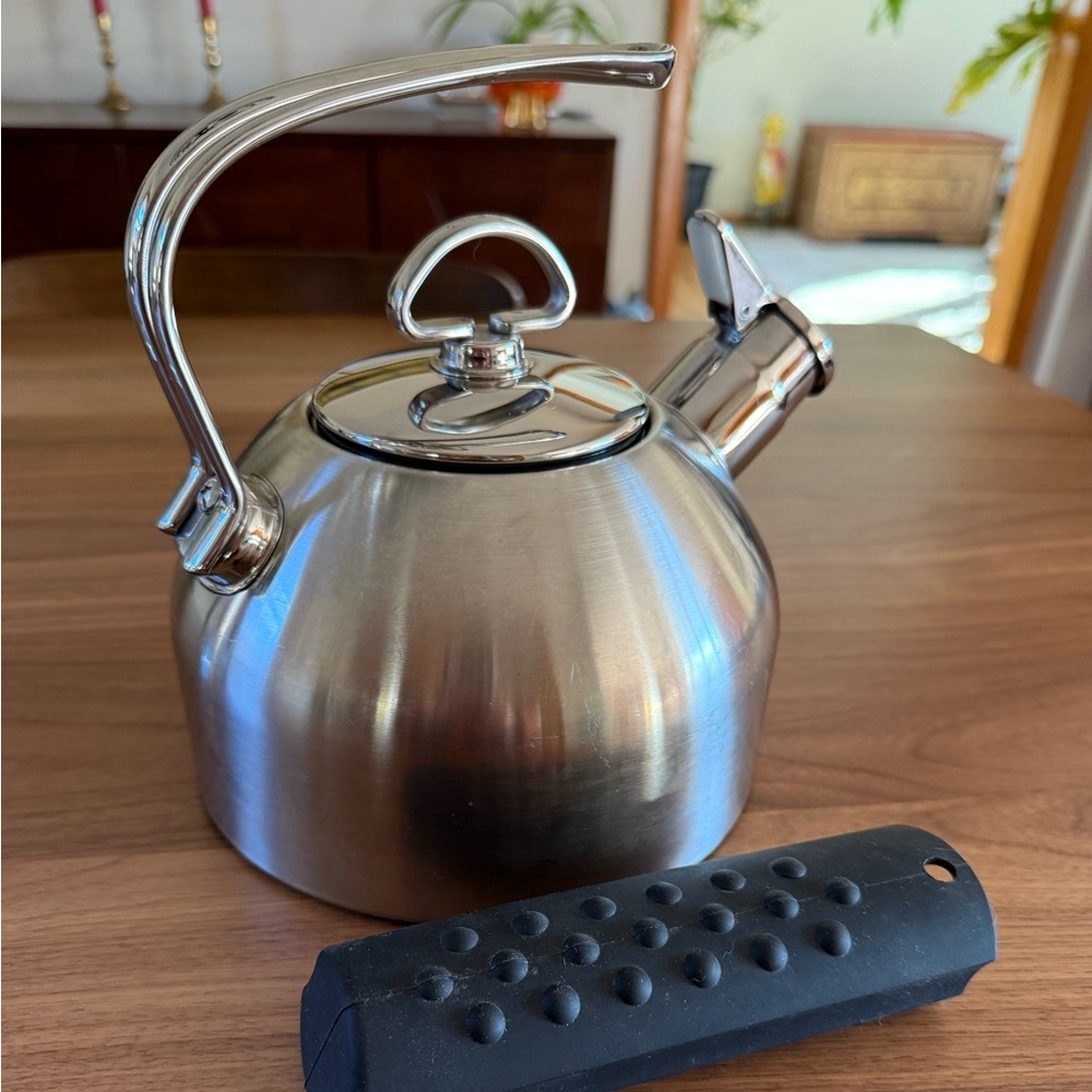Chantal Classic Stainless Steel Tea Kettle